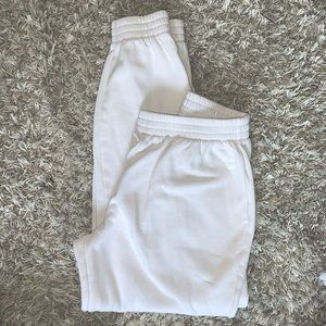 Victoria’s Secret Pink cream sweatpants medium